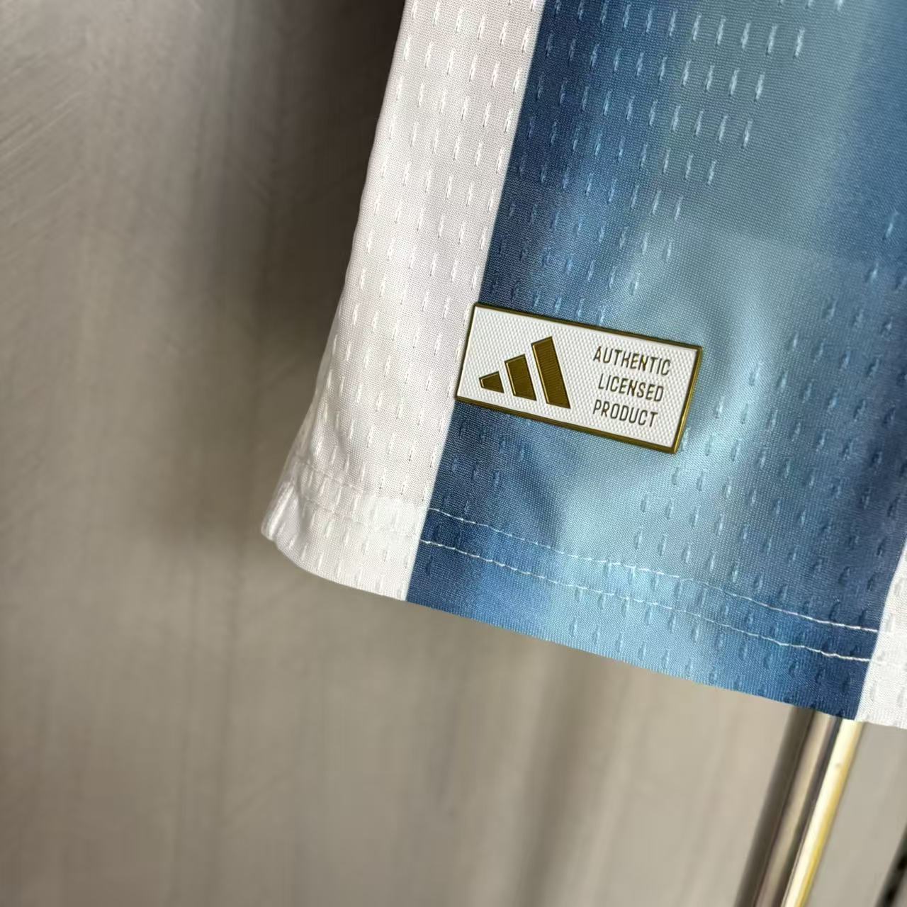 ARGENTINA 2026/27 HOME JERSEY FOR THE 2026 WORLD CUP WITH PATCH - MEN'S (PLAYER VERSION)