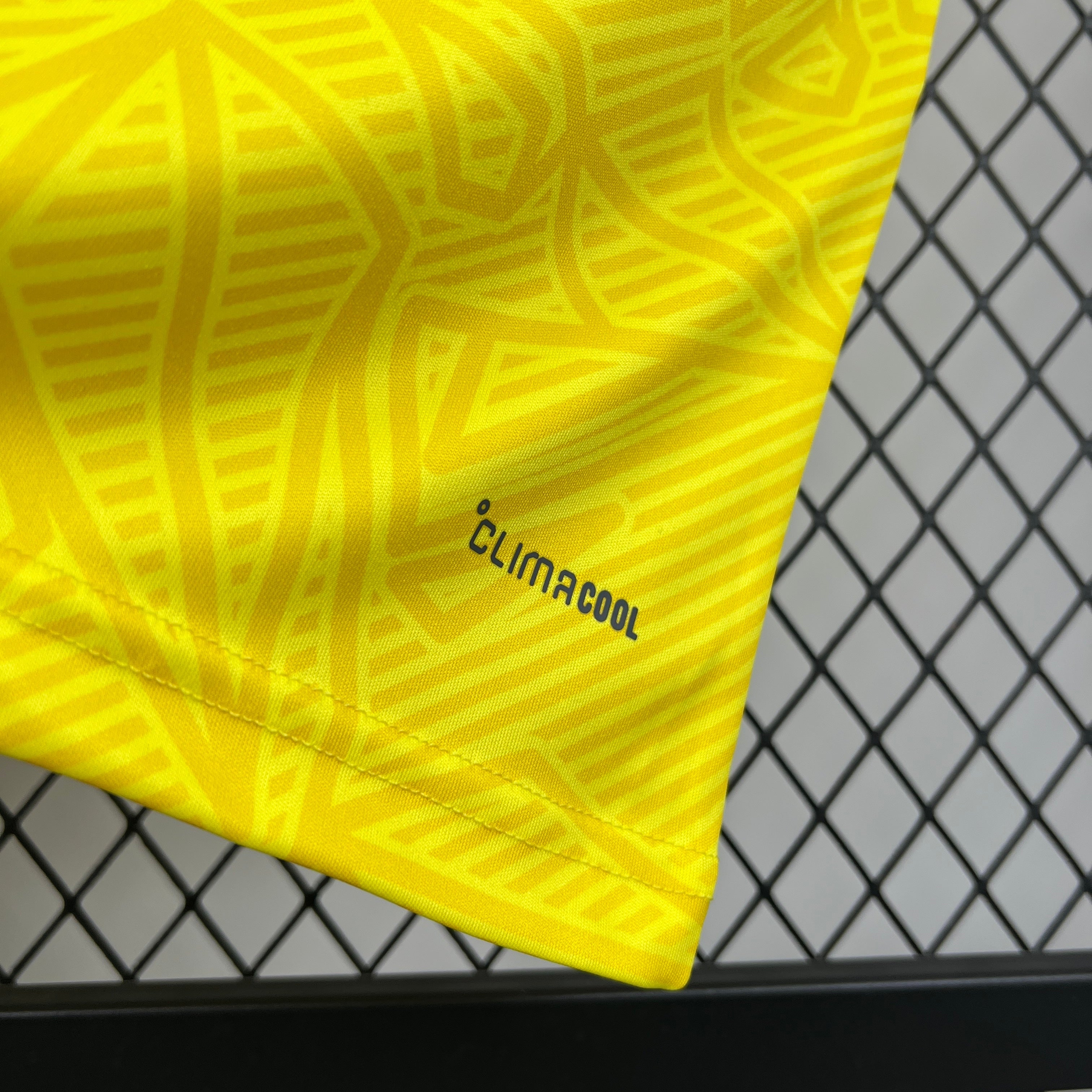 UKRAINE 2026/27 WORLD CUP HOME JERSEY - MEN'S